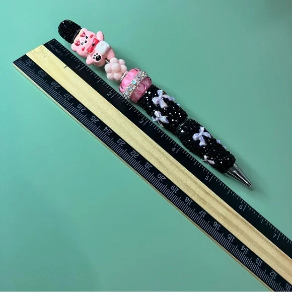 Cute Pink and Black Rhinestone Bow Bear Handmade Beaded Pen - Picture 6 of 6